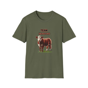 Hereford T-Shirt featuring a cow illustration and 'TEAM HEREFORD' text, perfect for cattle farmers and livestock shows.