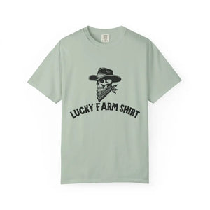 Lucky Farm Unisex T-shirt Vintage Style Tee Casual Outfit Gift for Farmers Boho Apparel Skull Graphic Shirt - Bay / S