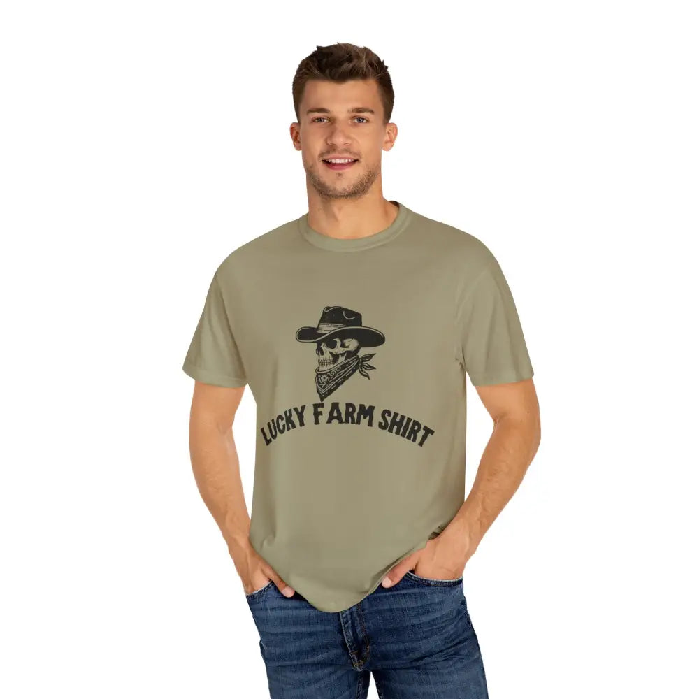 Lucky Farm Unisex T-shirt Vintage Style Tee Casual Outfit Gift for Farmers Boho Apparel Skull Graphic Shirt - T-Shirt