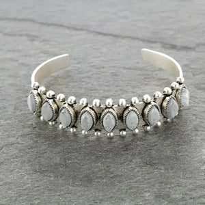 Vintage Western Turquoise Bracelet Tibet Bohemian Jewelry - White - Jewelry