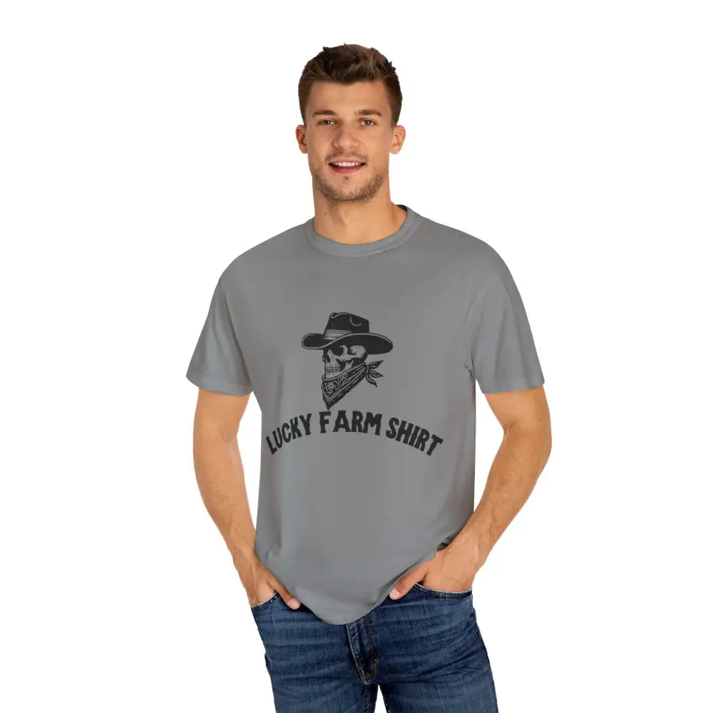 Lucky Farm Unisex T-shirt Vintage Style Tee Casual Outfit Gift for Farmers Boho Apparel Skull Graphic Shirt - T-Shirt