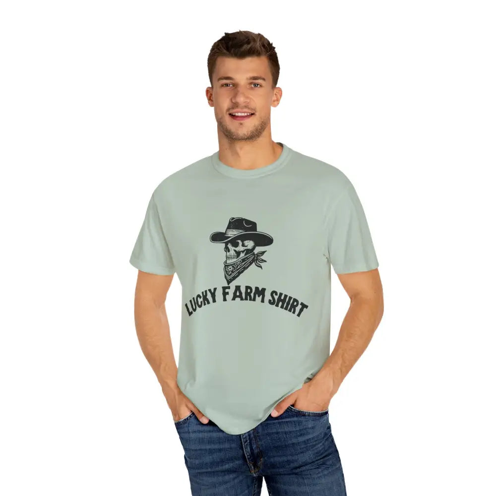 Lucky Farm Unisex T-shirt Vintage Style Tee Casual Outfit Gift for Farmers Boho Apparel Skull Graphic Shirt - T-Shirt