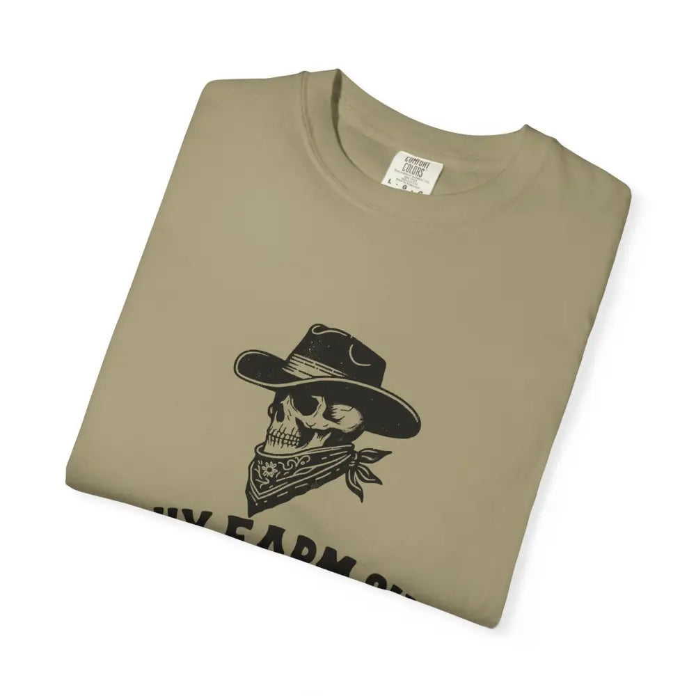 Lucky Farm Unisex T-shirt Vintage Style Tee Casual Outfit Gift for Farmers Boho Apparel Skull Graphic Shirt - T-Shirt