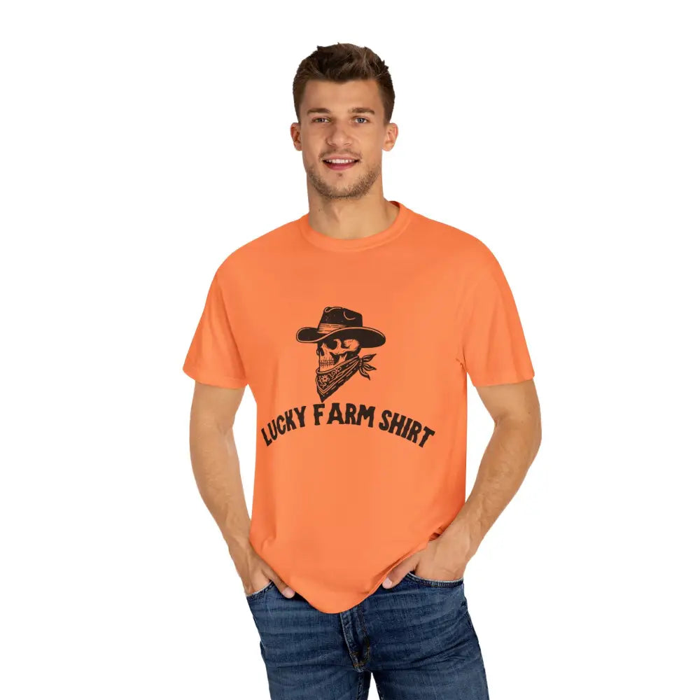 Lucky Farm Unisex T-shirt Vintage Style Tee Casual Outfit Gift for Farmers Boho Apparel Skull Graphic Shirt - T-Shirt